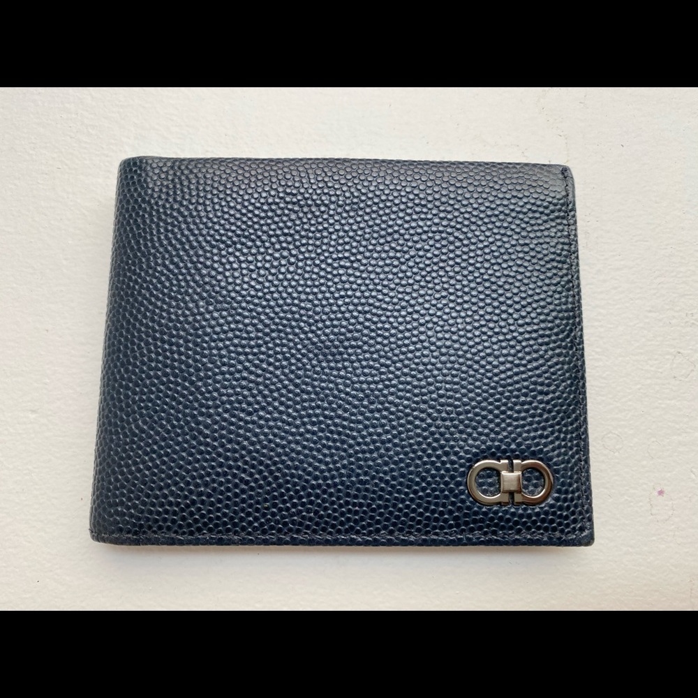 Authentic Ferragamo men’s leather bifold wallet